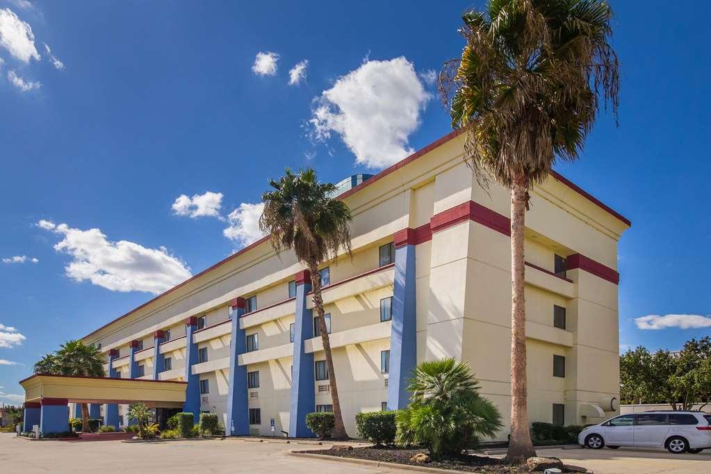Rodeway Inn Houston North Greenspoint 외부 사진